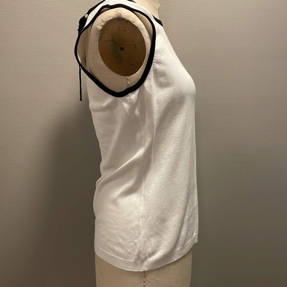 WHBM Ecru tie-back sweater tank with pearl back - Picture 6 of 8